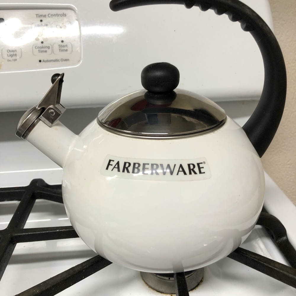 Farberware White Tea Kettle on